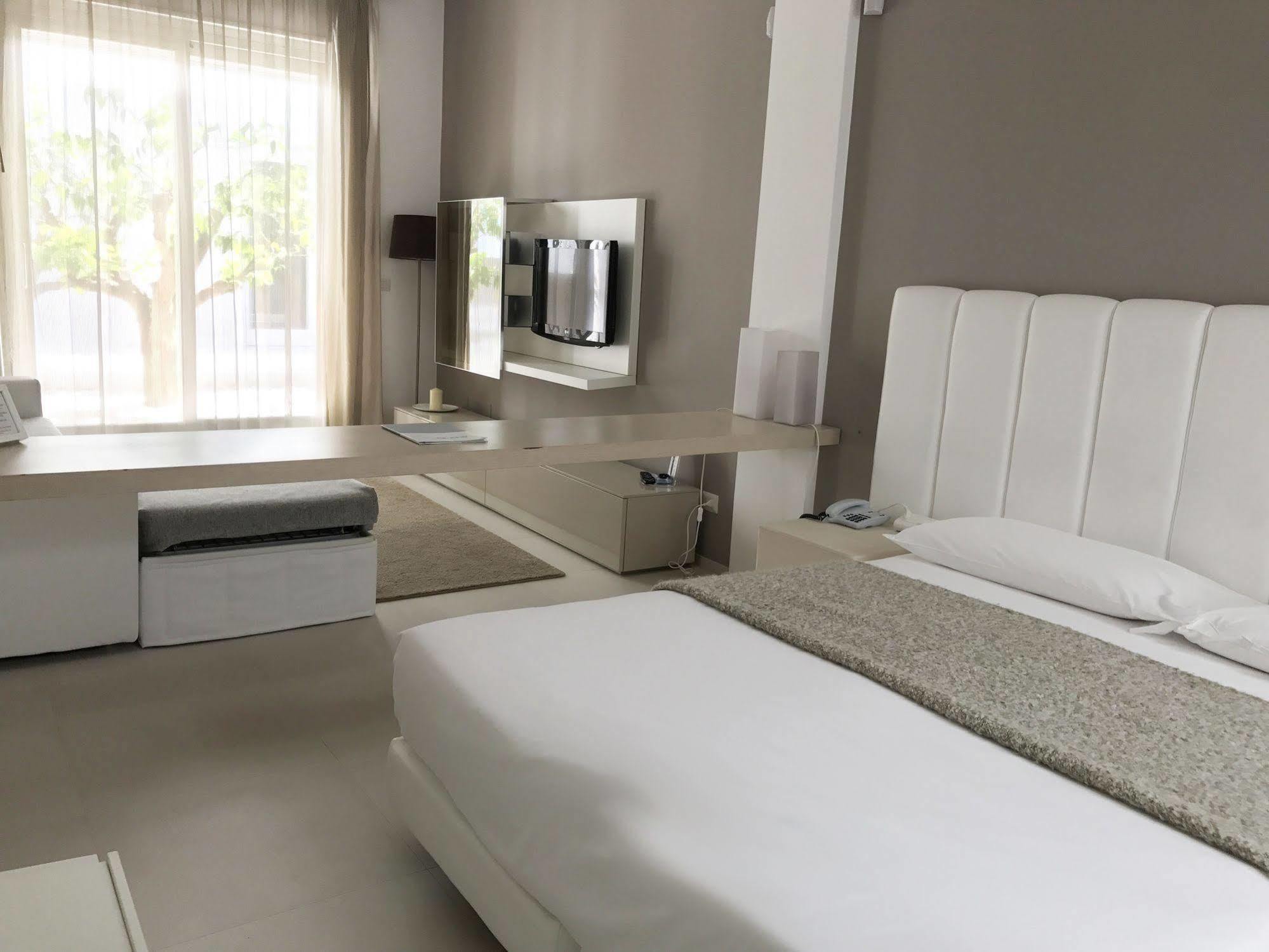 Soglow Business Class Hotel Molfetta Extérieur photo